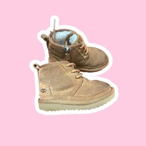 Tan Ugg boots
